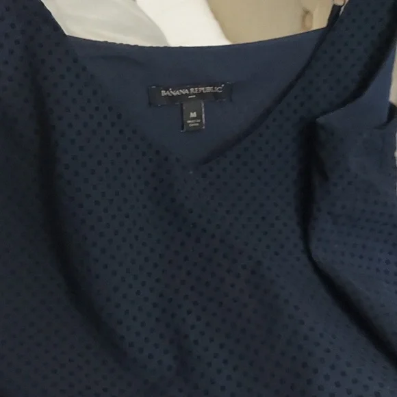 Banana Republic Navy Blue V Neck Polka Dot Textured Lined Sleeveless Top M - Picture 2 of 8